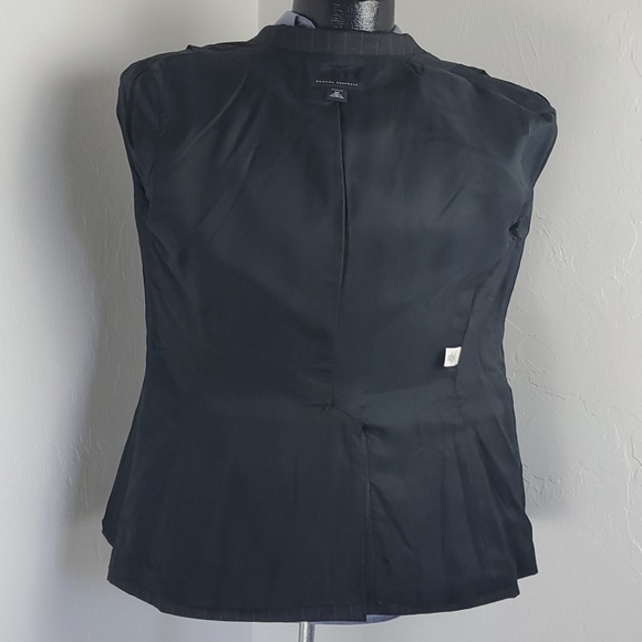 Banana Republic wool blend strips two buttons two buttons women size 8P - Picture 4 of 7